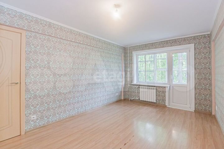 3-к. квартира, 56 м², 2/5 эт.