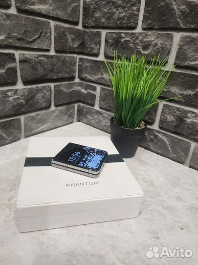 TECNO Phantom V Flip 2, 8/256 ГБ