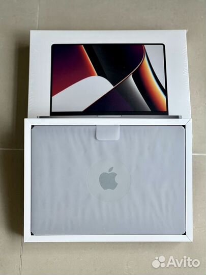 Ноутбук Apple MacBook Pro 14