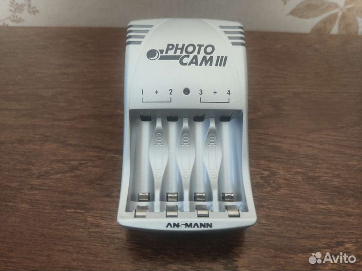 Зарядное устройство для аккумуляторных батареек