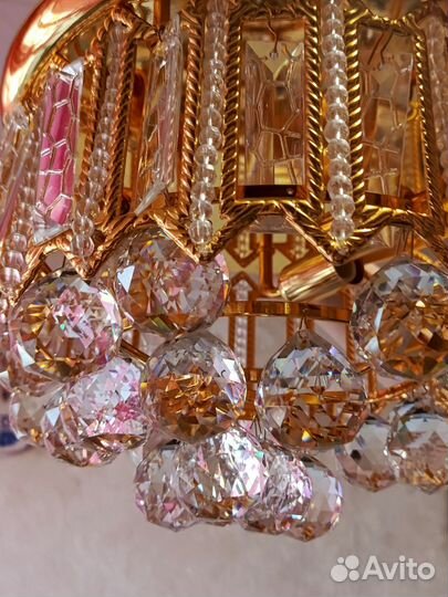 Люстра подвесная потолочная