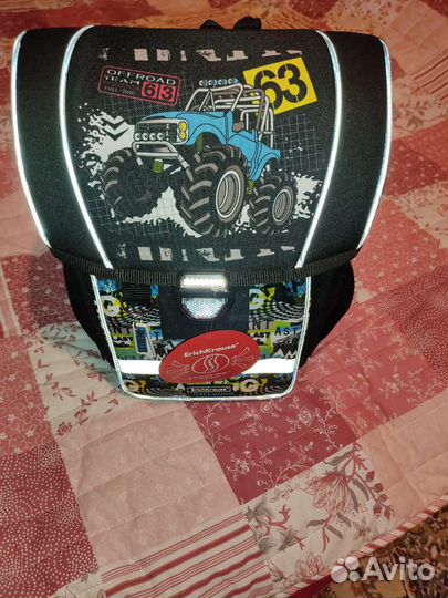 Портфель школьный для мальчика новый