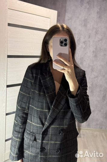 Пиджак в клетку 44 размер
