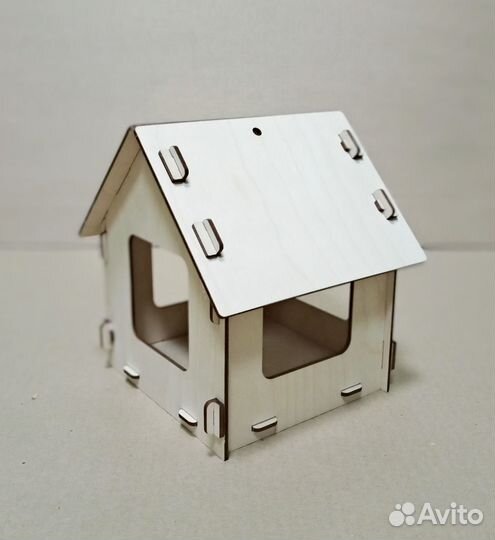 Кормушка для птиц, Домик для птиц