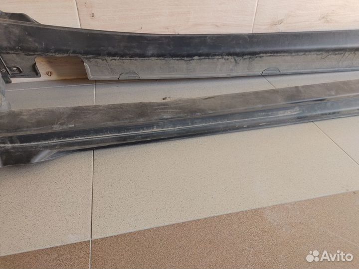 Заводские пороги на Акура мдх-3 2014г.в