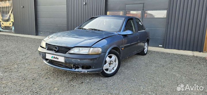 Opel Vectra 1.6 МТ, 1999, 250 000 км