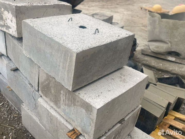 Бетонные блоки.Фундамент Ф2.Опоры