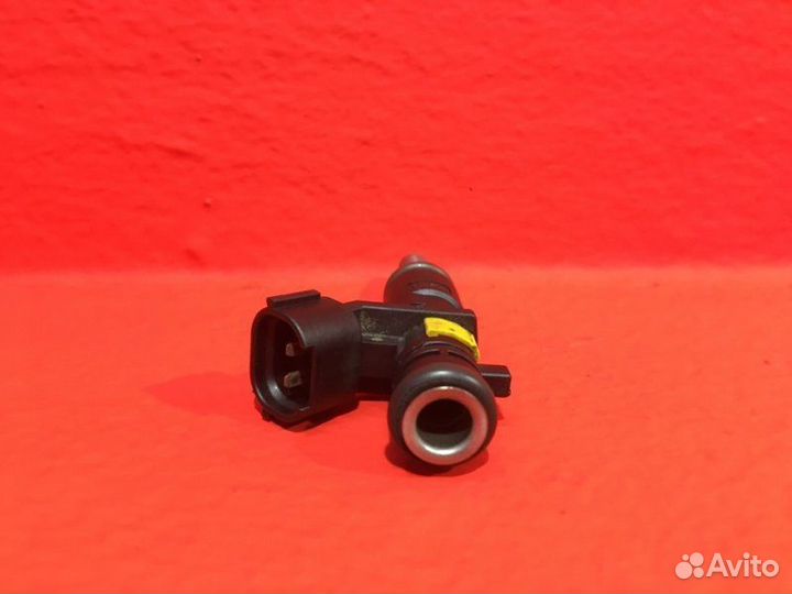 Форсунка Citroen C3 Picasso 1 EP3 (8FS) 1.4 VTI