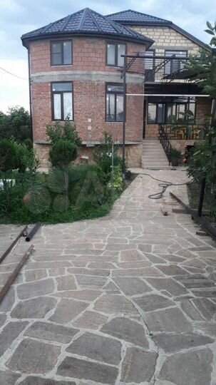 Дом 180 м² на участке 6 сот.