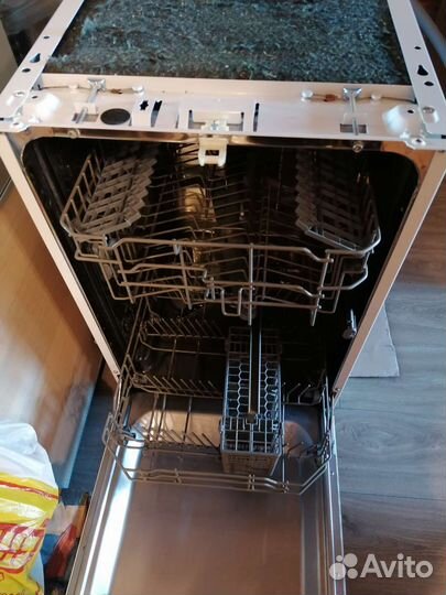 Посудомоечная машина бу Delonghi 45см