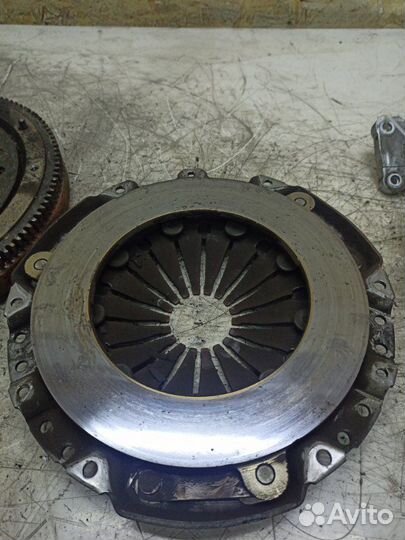 Комплект сцепления Volkswagen Golf 4 AGN 2000