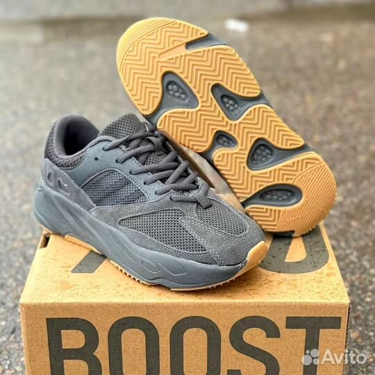 Кроссовки adidas yeezy boost 700 мужские