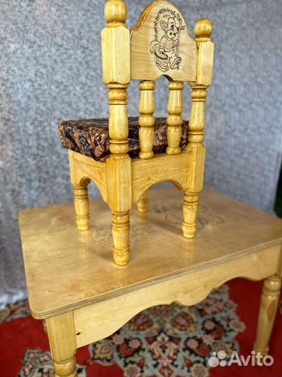 Детский стол и стул