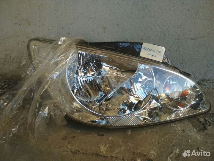 Фара правая c корректором Hyundai Getz 921021C510