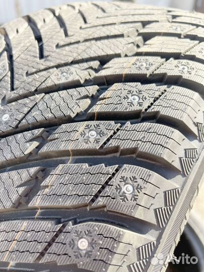 Grenlander Icedefensor Stud II 225/55 R18 75T