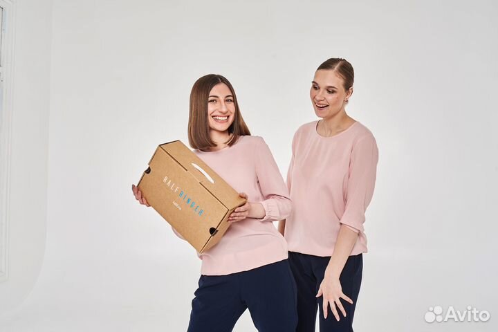 Продавец в ТЦ Аура