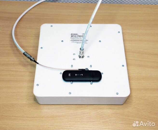 4G модем c WiFi Панельная Антенна. комплект