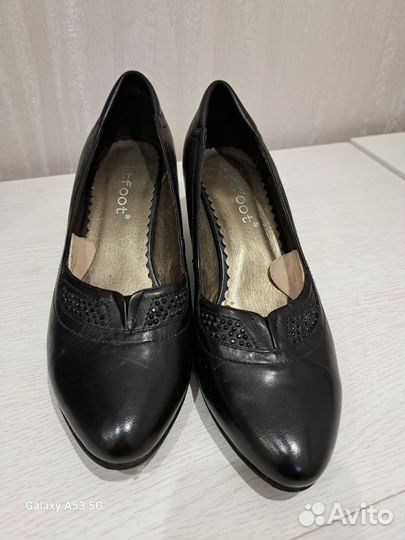 Туфли женские на 39,5 размер натуральная кожа