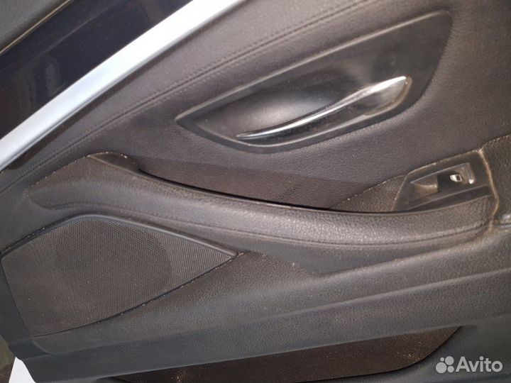 Обшивка двери передняя правая Bmw 5 F10/F11