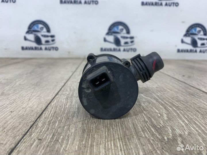 Дополнительная помпа Bmw X5 E53 M54B30 03.10.2001