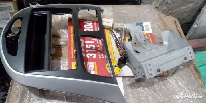 Рамка 1 din для магнитолы на Hyundai Solaris 1