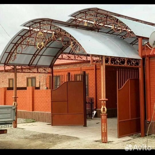 Навесы из поликарбоната под ключ