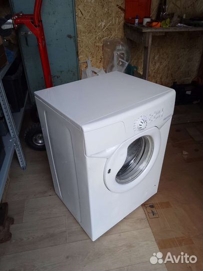 Стиральная машина под раковину б/у Candy 3,5 кг