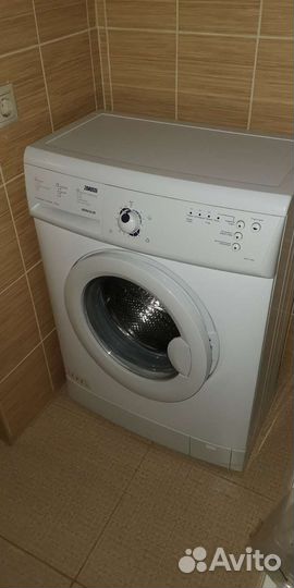 Стиральная машина Zanussi extra slim