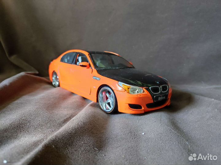 Моделька bmw m5 e60