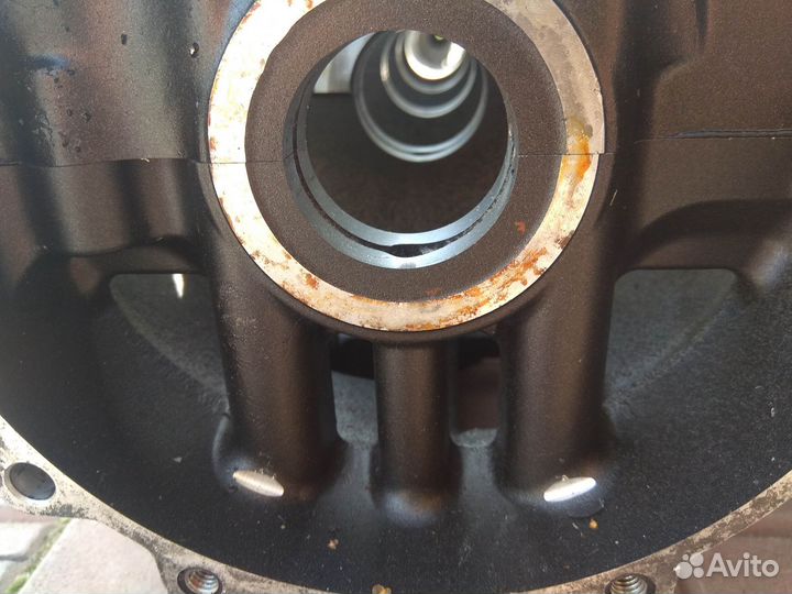 Kawasaki ZR750 Z750 08-12 мотор