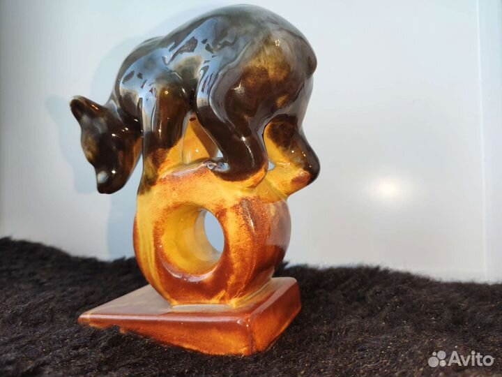 Медведь цирковой на колесе СССР