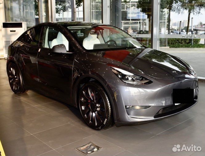 Tesla Model Y AT, 2023, 66 км