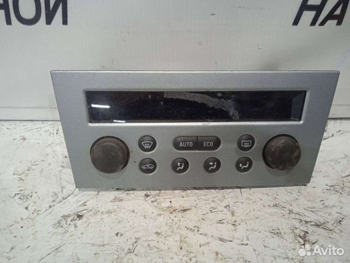 Блок управления климат-контролем Opel Meriva