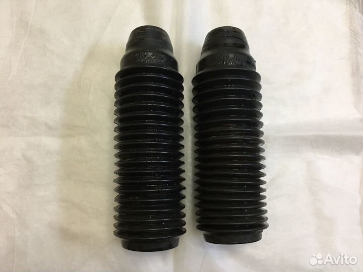 Пыльники передних амортизаторов X-Trail/Koleos