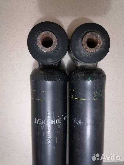 Амортизатор подвески