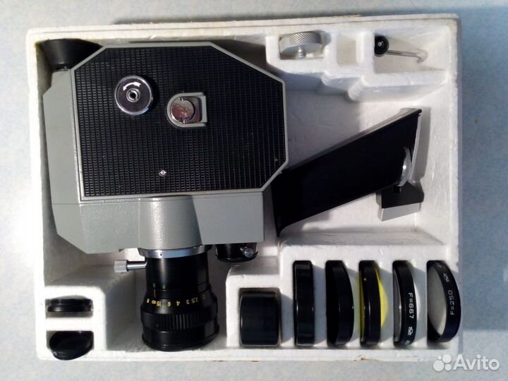 Кинокамера Кварц 2х8С-3