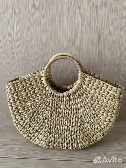 Соломенная сумка Zara