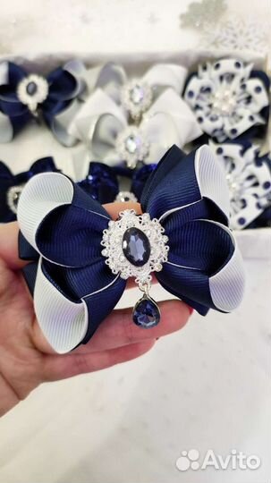 Школьный набор бантиков / белые банты