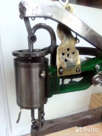 Швейная машинка для ремонта обуви