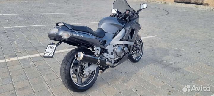 Kawasaki ZZR400-2