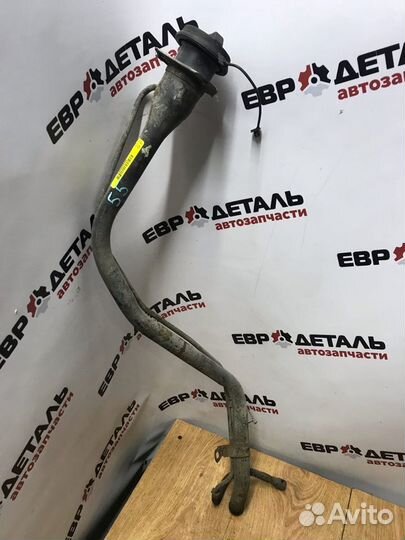 Топливная горловина Cadillac SRX