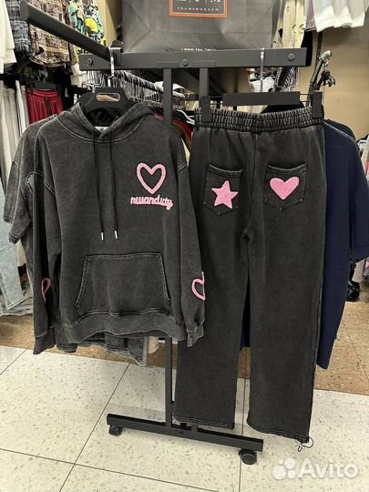 Спортивный костюм женский