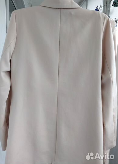 Брючный костюм женский 42 44 бежевый