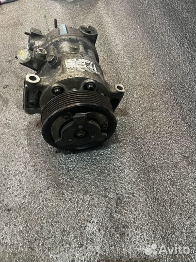 Компрессор кондиционера Vw Tiguan 2 5Q0816803H