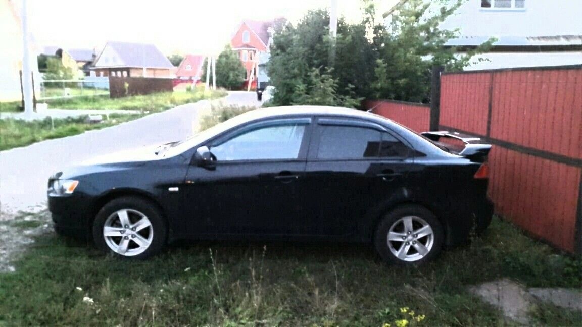 Mitsubishi Lancer: фото владельца