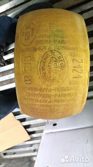 Сыр пармезан пармиджано