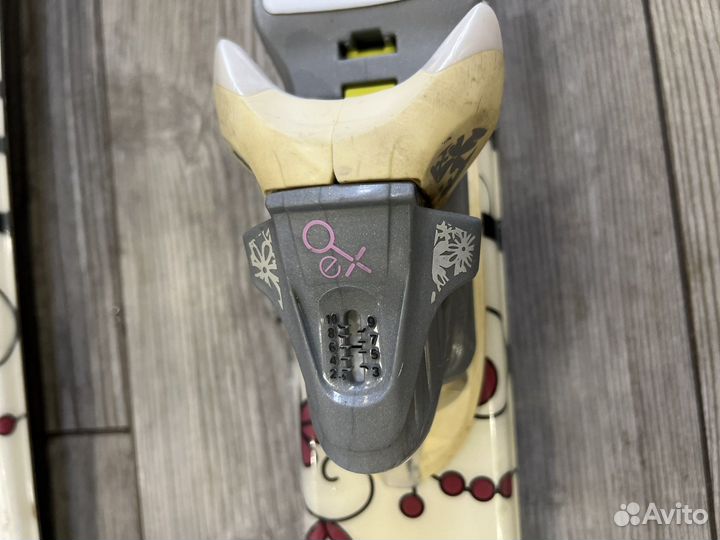 Горные лыжи женские Dynastar