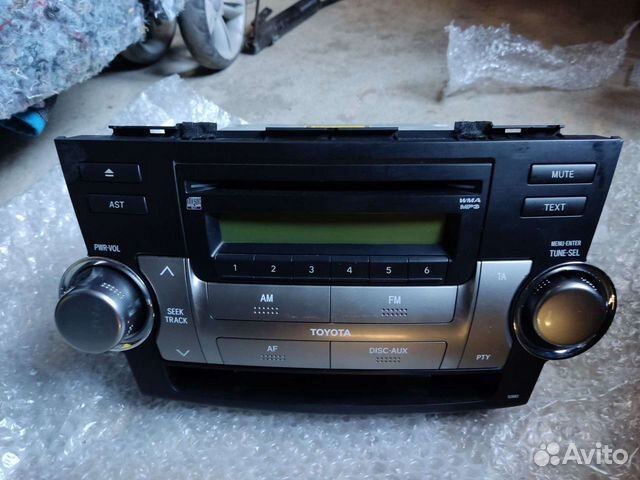 Штатная магнитола toyota