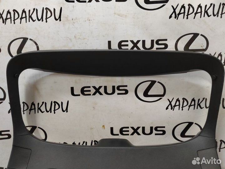 Обшивка двери багажника Lexus Nx300 2017-Н.в