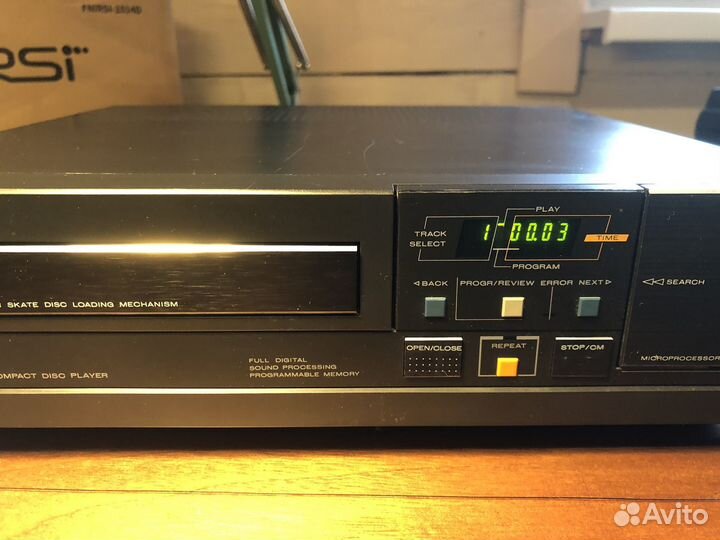 Philips CD104 плеер компакт дисков